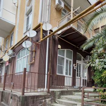 Продается 1-комнатная квартира, 12,8 м²