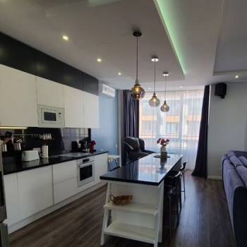 Сдается Многокомнатная квартира, 125 м²