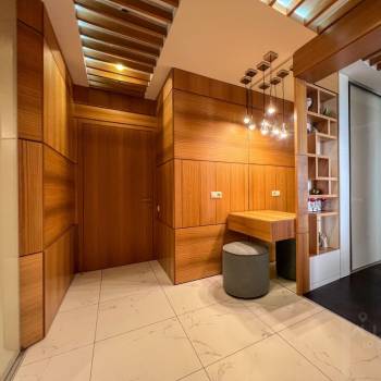 Сдается Многокомнатная квартира, 100 м²