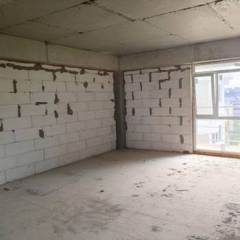 Продается Многокомнатная квартира, 90 м²