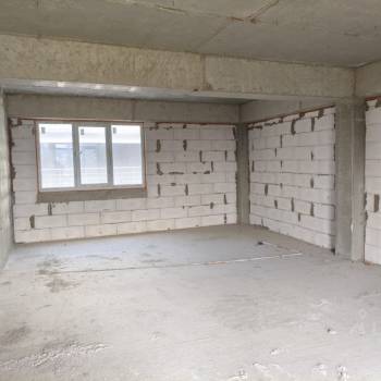 Продается Многокомнатная квартира, 90 м²