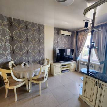 Сдается Многокомнатная квартира, 60 м²