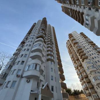 Продается Многокомнатная квартира, 80,1 м²
