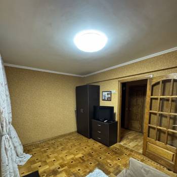 Продается 1-комнатная квартира, 36 м²