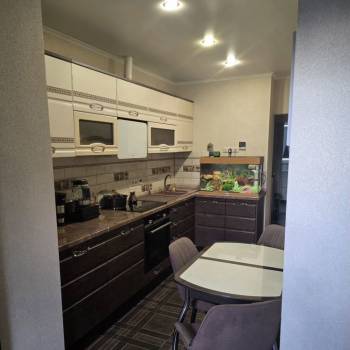 Продается 2-х комнатная квартира, 61 м²