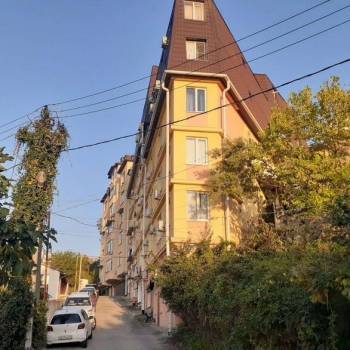 Продается Многокомнатная квартира, 101 м²