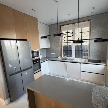 Сдается Дом, 180 м²