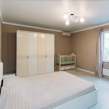 Сдается 2-х комнатная квартира, 82 м²