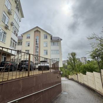Сдается 1-комнатная квартира, 46,4 м²