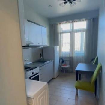 Продается 1-комнатная квартира, 33 м²