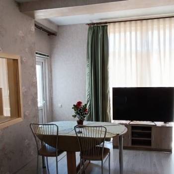 Продается 1-комнатная квартира, 28,4 м²