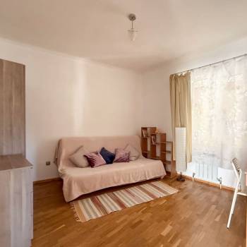 Сдается Многокомнатная квартира, 80 м²