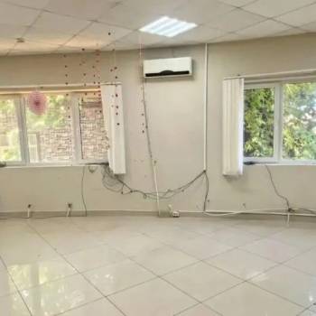 Сдается Нежилое помещение, 85 м²