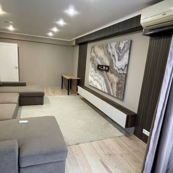 Сдается 2-х комнатная квартира, 78 м²