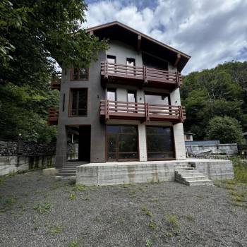 Продается Дом, 300 м²