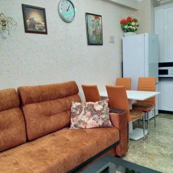 Сдается 1-комнатная квартира, 42 м²