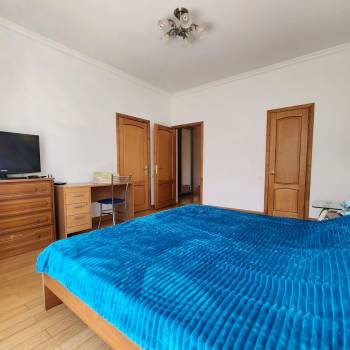 Сдается 2-х комнатная квартира, 70 м²