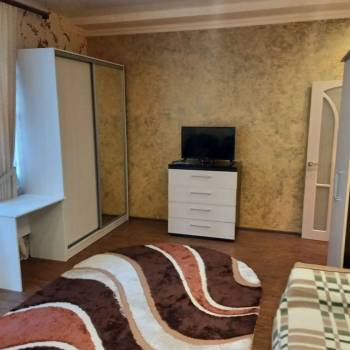 Сдается 1-комнатная квартира, 47 м²