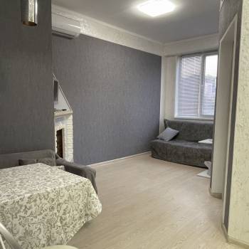 Сдается 2-х комнатная квартира, 42 м²
