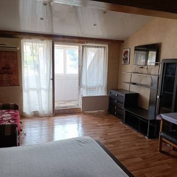 Сдается 1-комнатная квартира, 52 м²
