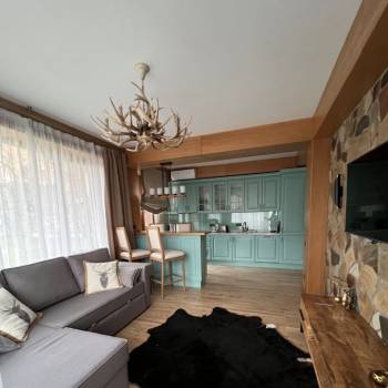 Сдается 1-комнатная квартира, 56 м²