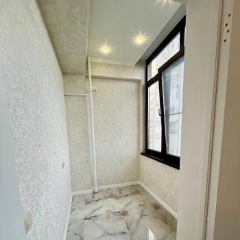 Продается 1-комнатная квартира, 37 м²