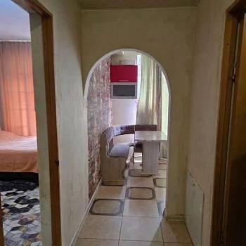 Продается 1-комнатная квартира, 32 м²