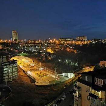 Продается 1-комнатная квартира, 55 м²