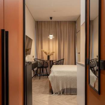 Продается 1-комнатная квартира, 18 м²