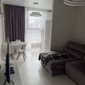 Продается 1-комнатная квартира, 37 м²