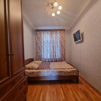 Продается Многокомнатная квартира, 68 м²