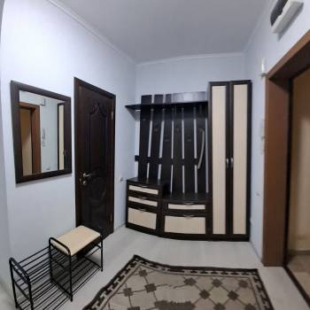 Сдается Многокомнатная квартира, 90 м²