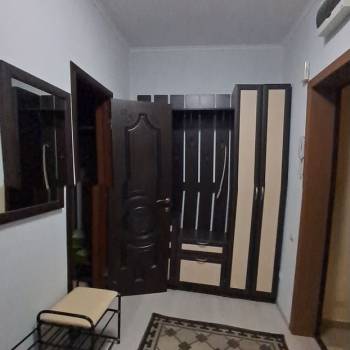 Сдается Многокомнатная квартира, 90 м²