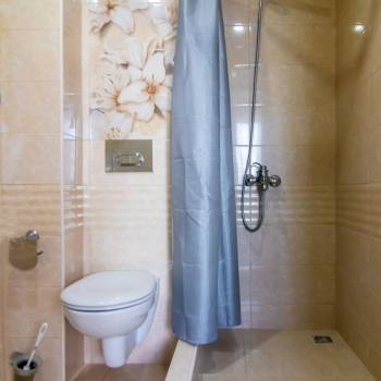 Сдается 2-х комнатная квартира, 78 м²