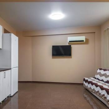 Сдается 2-х комнатная квартира, 78 м²