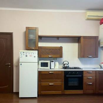 Сдается 2-х комнатная квартира, 65 м²