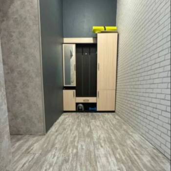 Продается 1-комнатная квартира, 42 м²