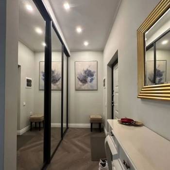 Продается 2-х комнатная квартира, 80 м²