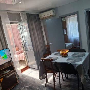 Сдается Многокомнатная квартира, 60 м²