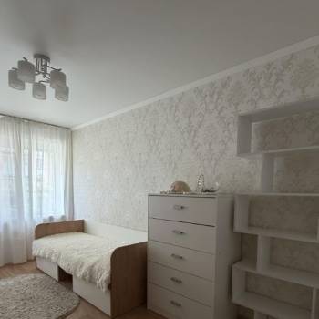 Сдается Многокомнатная квартира, 57,4 м²