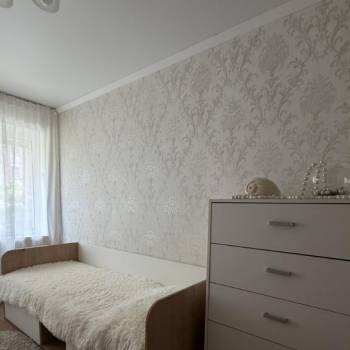 Сдается Многокомнатная квартира, 57,4 м²
