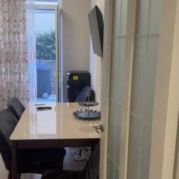 Сдается 2-х комнатная квартира, 110 м²