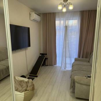 Сдается 2-х комнатная квартира, 110 м²