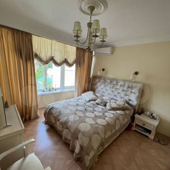 Продается Многокомнатная квартира, 101 м²