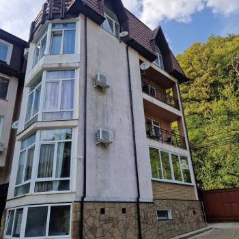 Продается 1-комнатная квартира, 50 м²