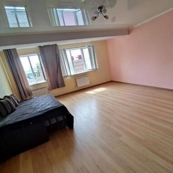 Продается 1-комнатная квартира, 50 м²