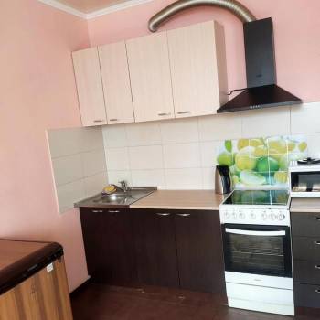Продается 1-комнатная квартира, 50 м²
