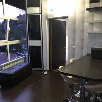 Сдается Многокомнатная квартира, 60 м²