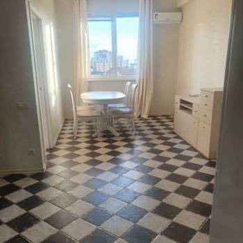 Сдается Многокомнатная квартира, 60 м²
