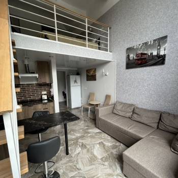 Продается 1-комнатная квартира, 45 м²